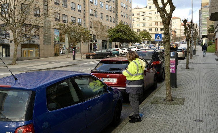 Los vehículos aportan al año al Ayuntamiento de A Coruña casi 20 millones de euros