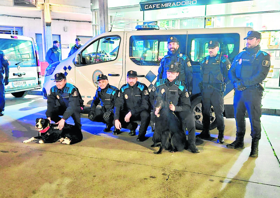 La unidad canina de la urbe ayudó en el dispositivo de las fiestas  del Entroido de Xinzo de Limia