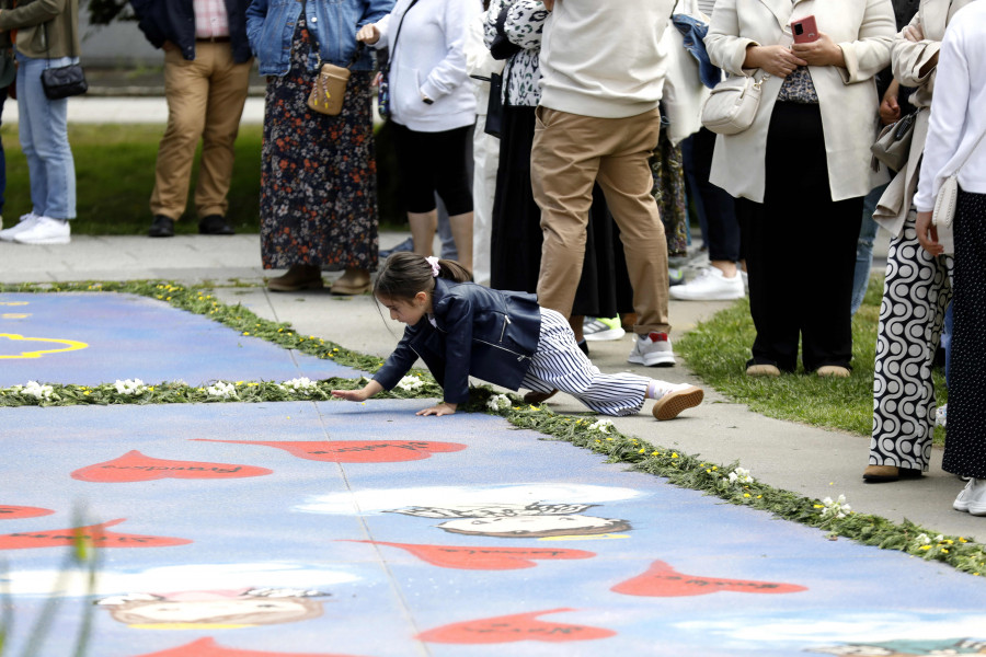 El concurso de ‘maios’ de la Festa das Flores arteixana repartirá este año más de 2.000 euros