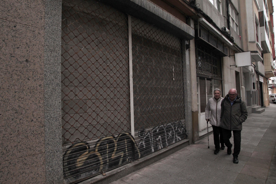 La Sagrada Familia, el barrio coruñés “abandonado” que necesita inversión para recuperar su comercio