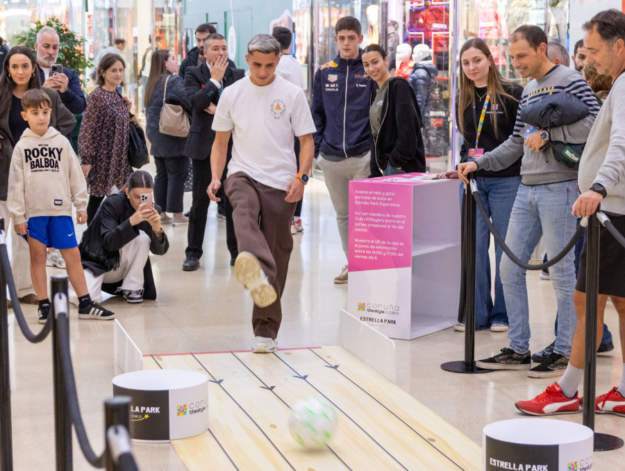 El deportivista Yeremay volverá a jugar con los clientes de Coruña The Style Outlets