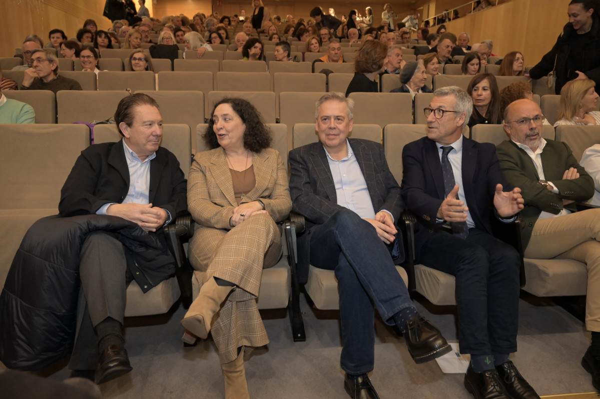 Homenaje a los trabajadores que se jubilan en el u00e1rea sanitaria de  A Coruu00f1a y Cee @ Javier Alboru00e9s