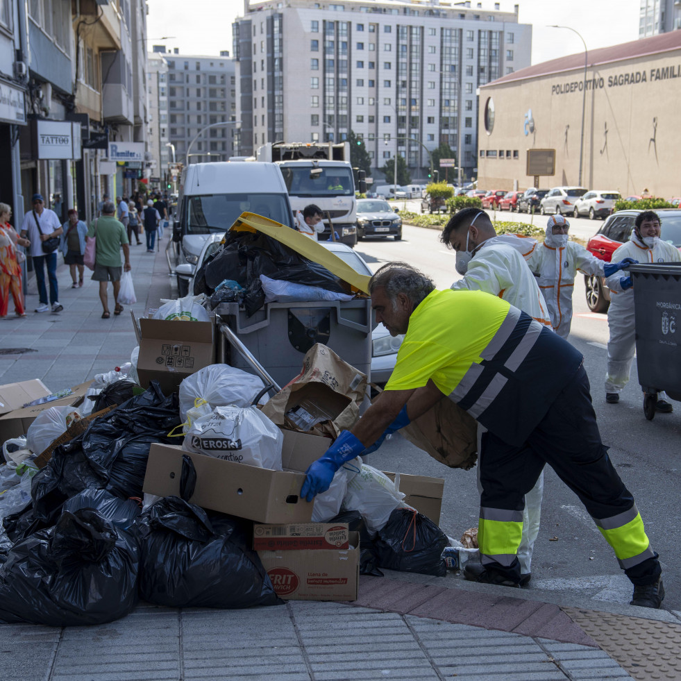 La Xunta abrirá expediente a  María Pita por el quinto contenedor