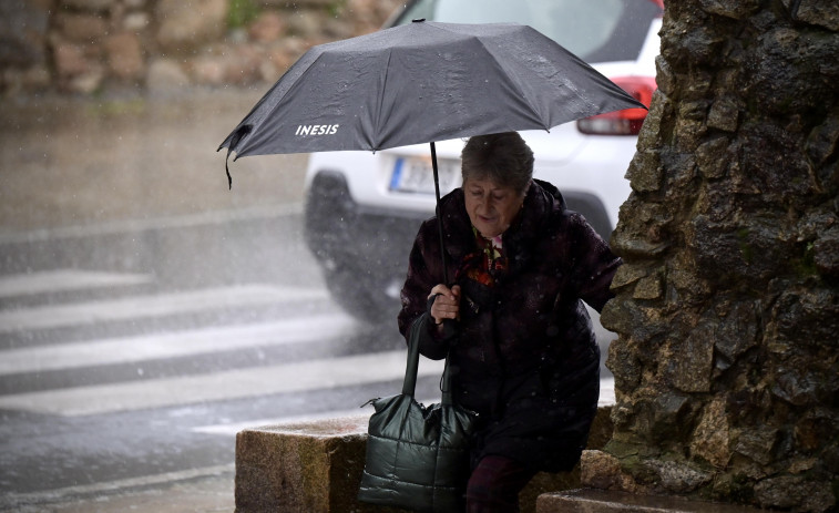 Las imágenes de las intensas lluvias en A Coruña