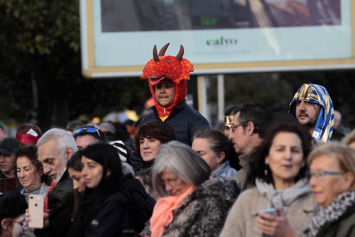 Desfile de comparsas 2025 en A Coruna (9)