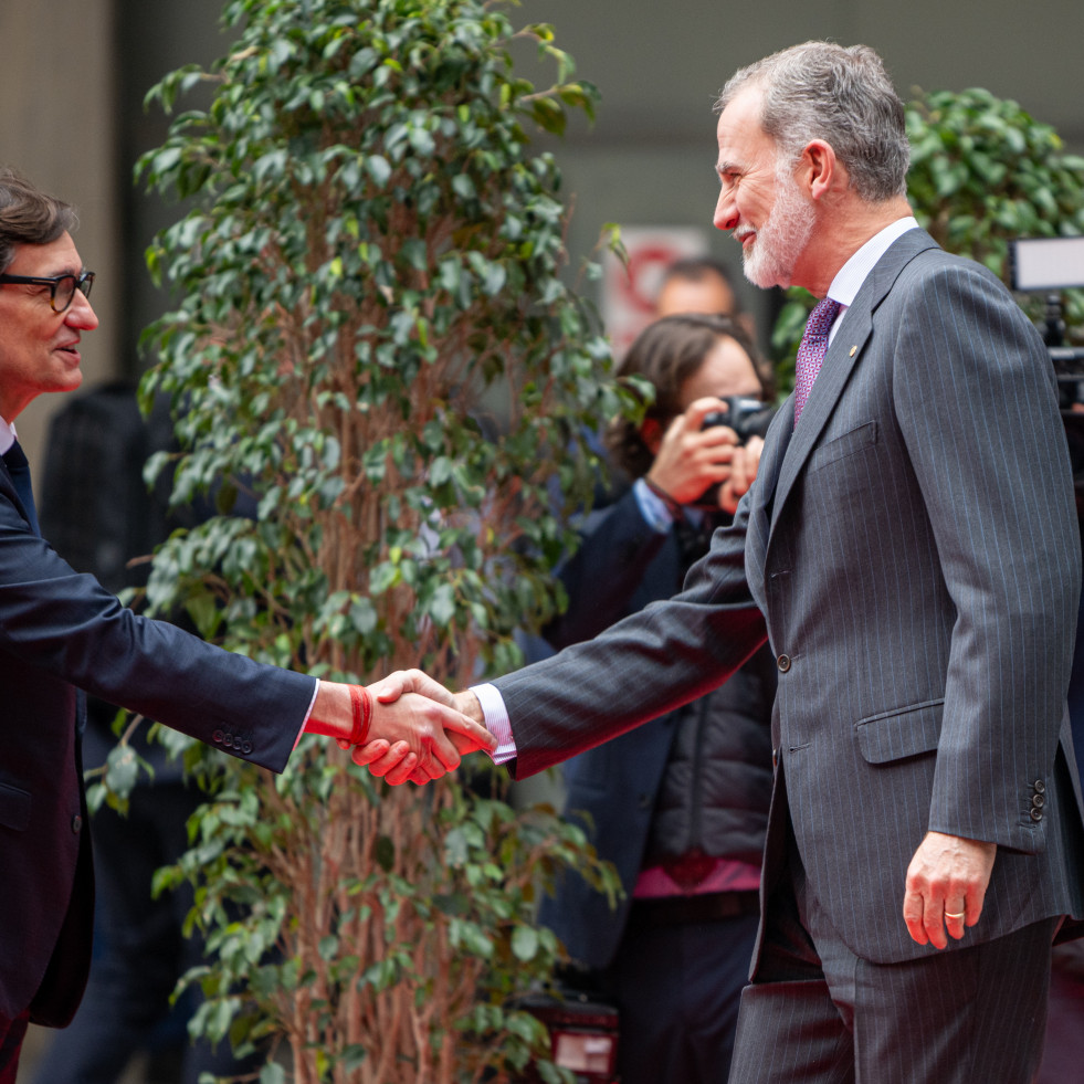 Salvador Illa recibe a Felipe VI en el Mobile World Congress, algo que no ocurría desde 2017