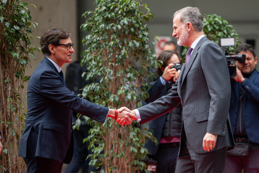 Salvador Illa recibe a Felipe VI en el Mobile World Congress, algo que no ocurría desde 2017