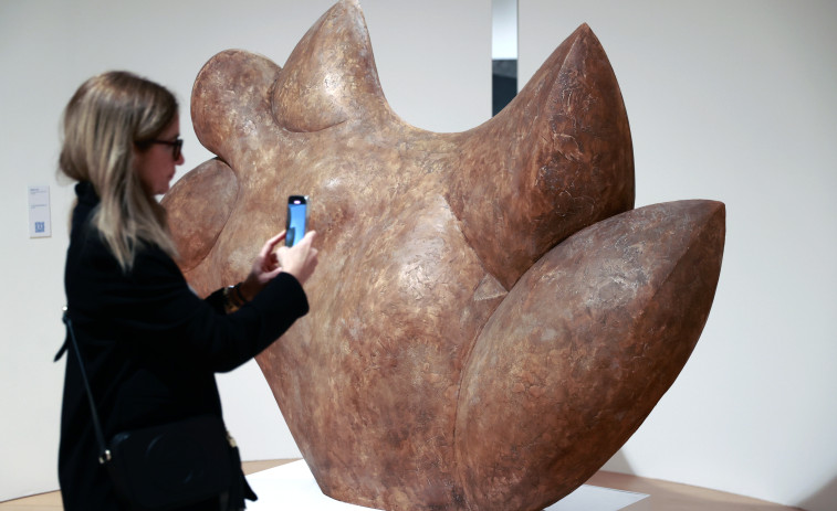 Comienzan en A Coruña las visitas guiadas a la exposición 'Espacio y tiempo