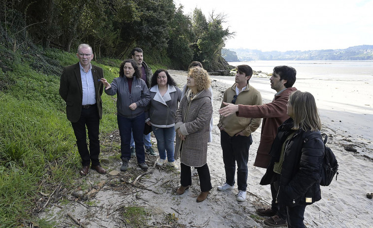 Anuncian una inversión de 30.000 euros para mejorar el entorno de la playa de la Ribeira de Miño