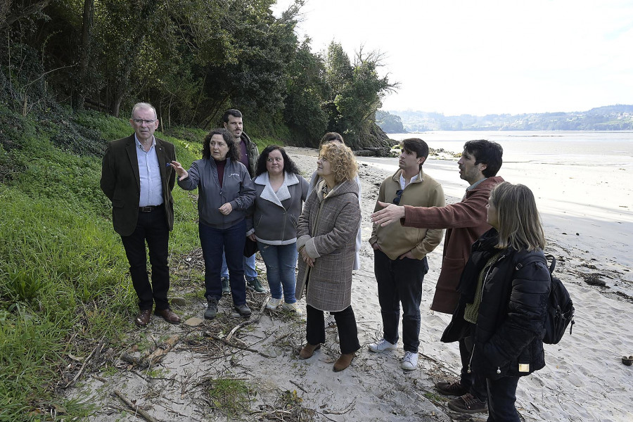 Anuncian una inversión de 30.000 euros para mejorar el entorno de la playa de la Ribeira de Miño