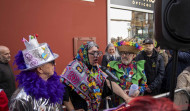 Los choqueiros toman A Coruña con su incansable espíritu fiestero