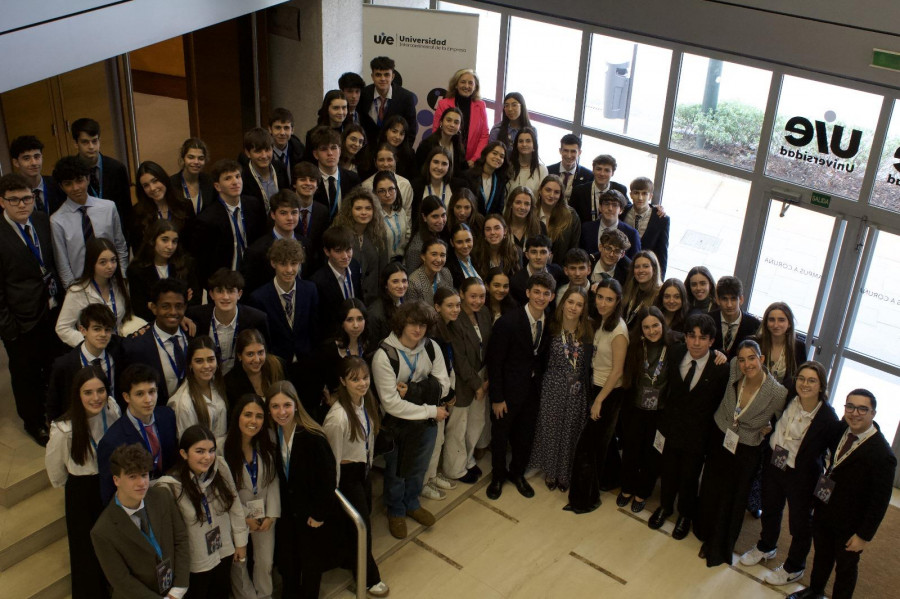 Los jóvenes debaten en A Coruña sobre el presente y el futuro de Europa