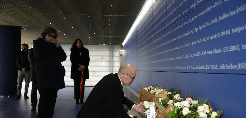 Madrid homenajea a las víctimas del 11-M en Atocha