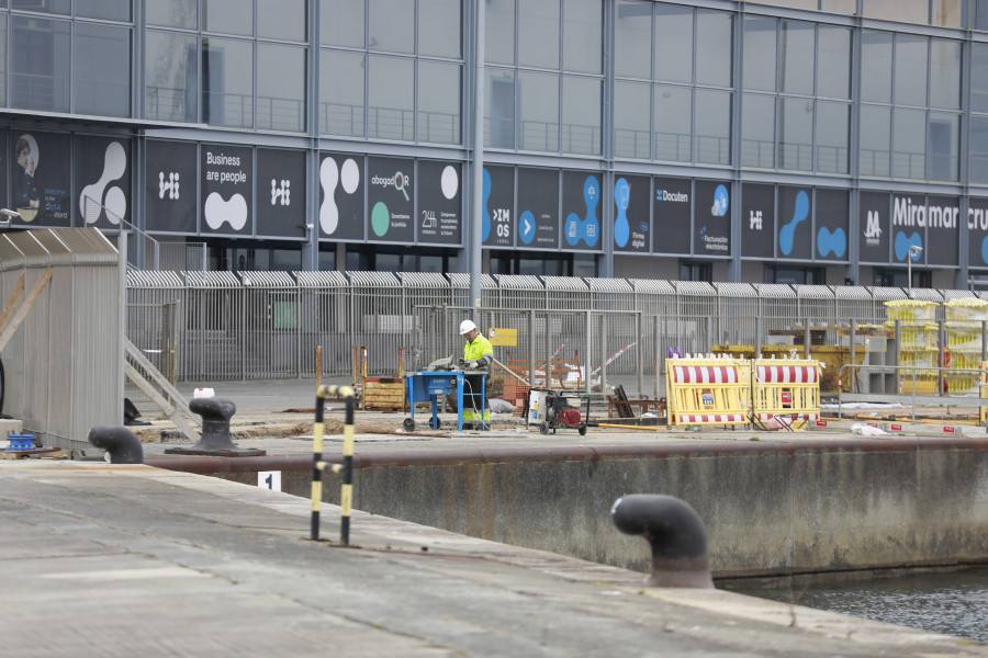 El muelle de Trasatlánticos de A Coruña se refuerza para acoger cruceros más grandes