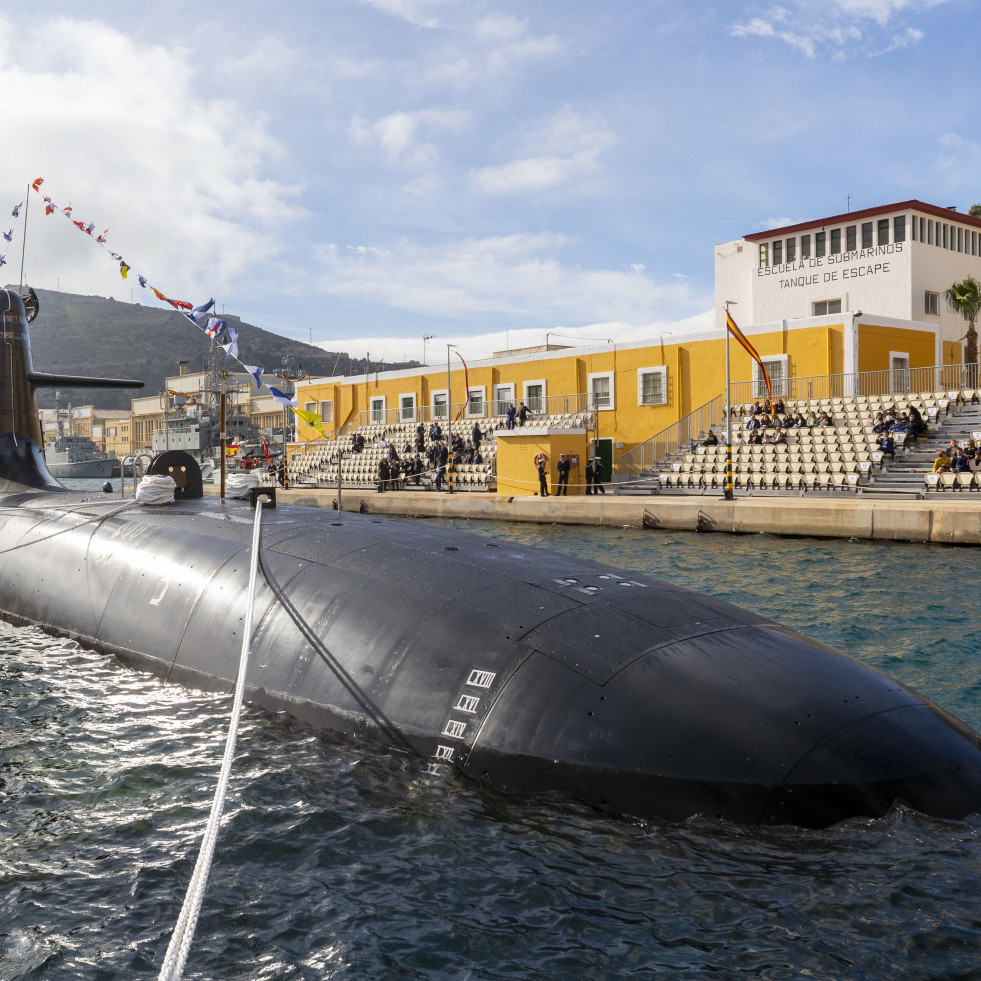 El submarino “Isaac Peral” llega este viernes a Galicia siguiendo su primera navegación