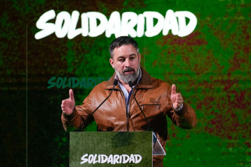 MADRID, 15/03/2025.- El presidente de VOX, Santiago Abascal, en un acto conjunto del partido y el sindicato Solidaridad, afín a la formación, celebrado este sábado en Madrid. EFE/Borja Sánchez-Tri